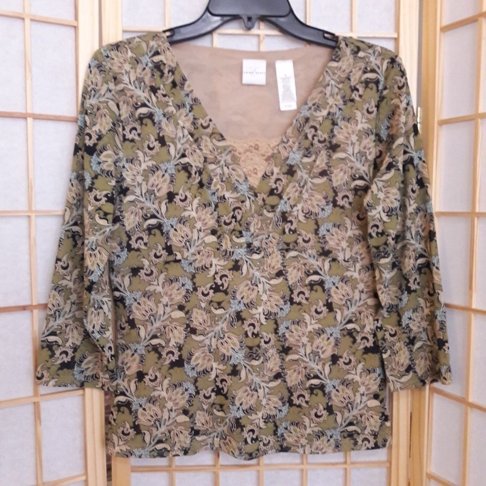 Emma James Paisley Lined Beige Top Sz M